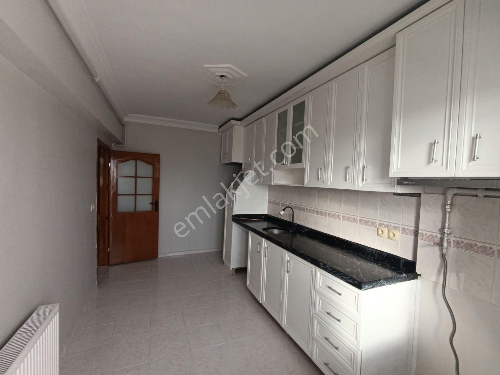 Geçit Metro İstasyonuna Yürüme Mesafesinde Kiralık Daire - Görsel 35