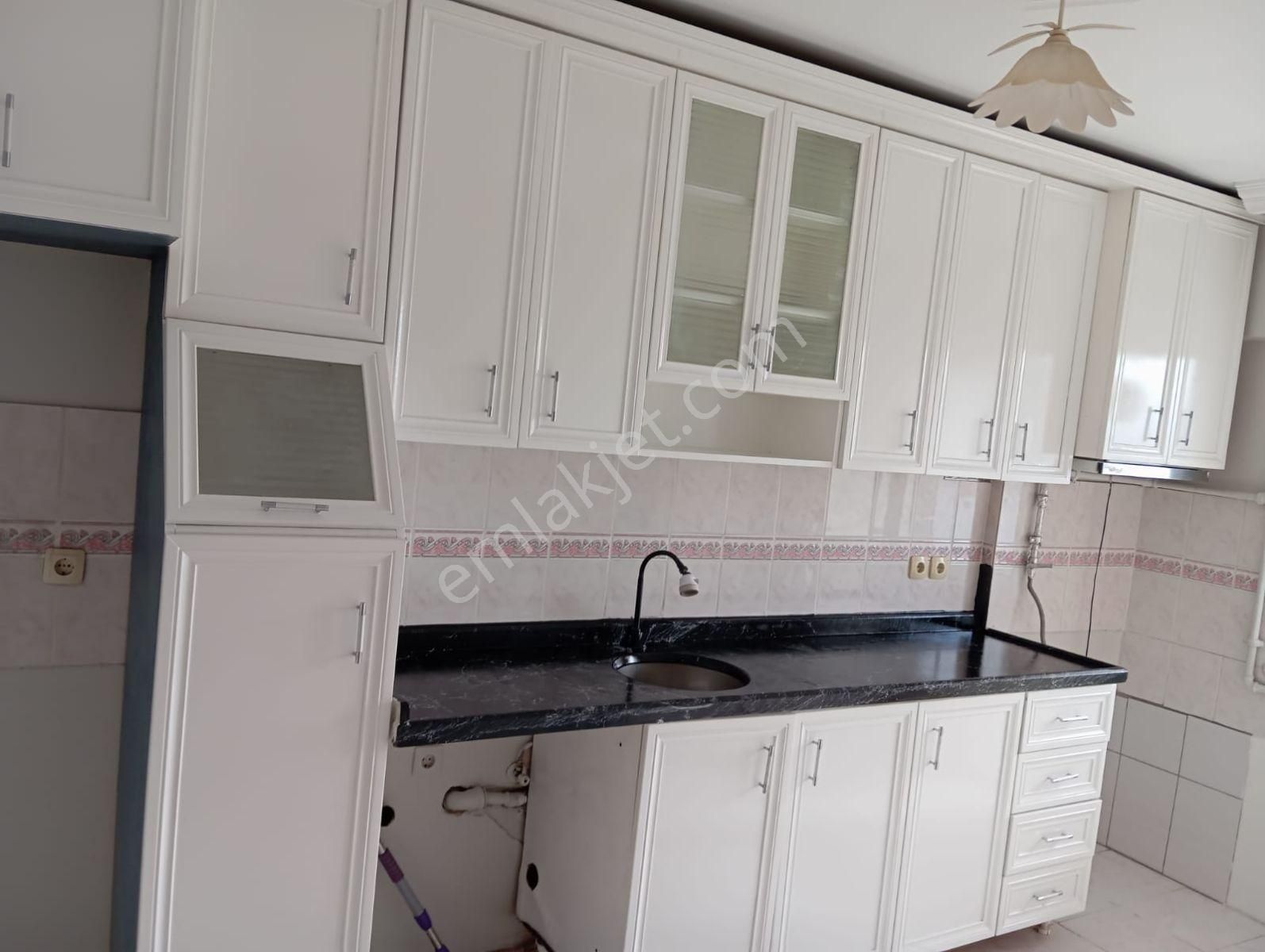 Geçit Metro İstasyonuna Yürüme Mesafesinde Kiralık Daire - Görsel 31