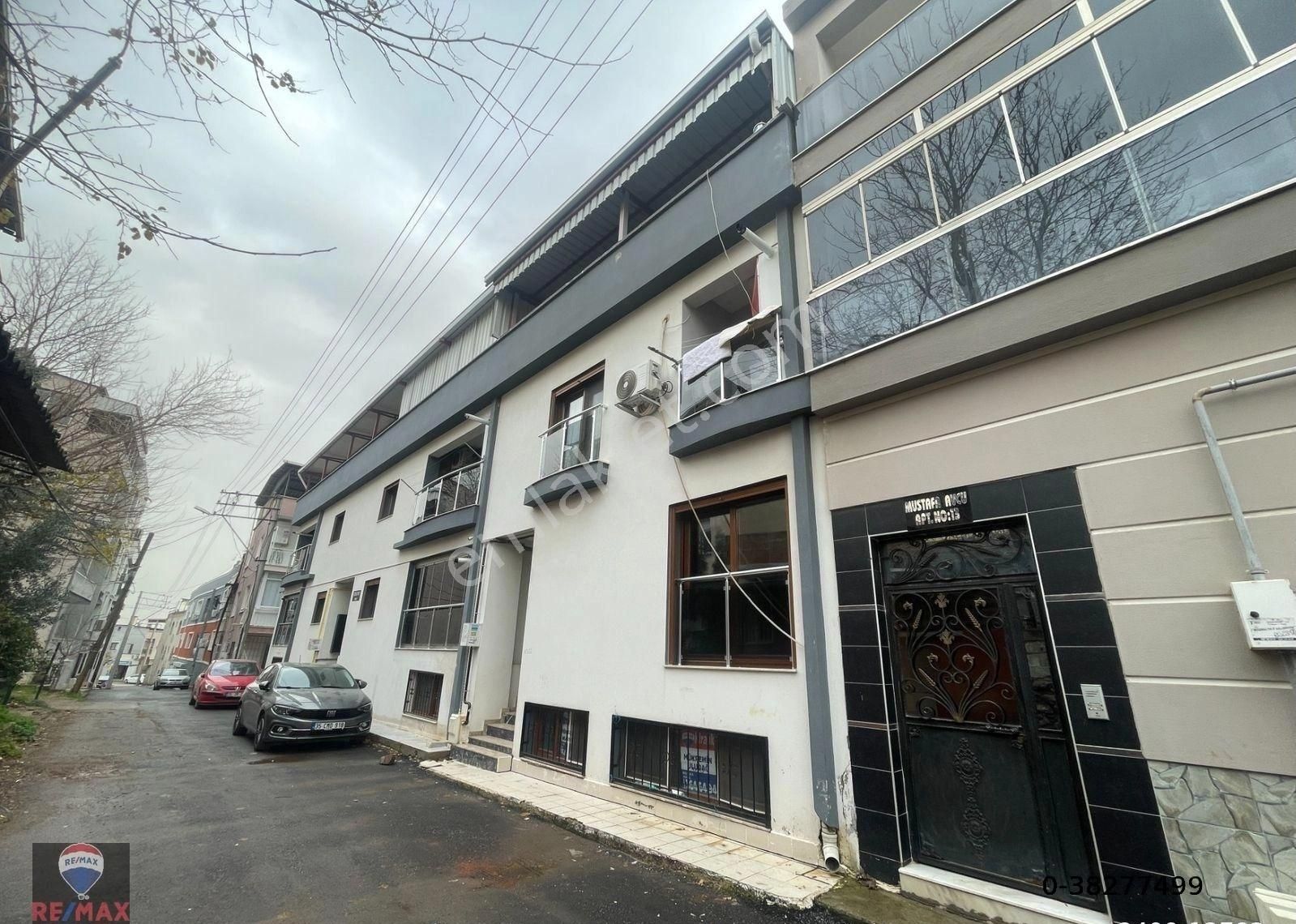 Çiğli Anadolu Caddesine,izbana Ve Çarşısına Yakını Konumlu 2+1 Daire Kiralıktır - Görsel 24