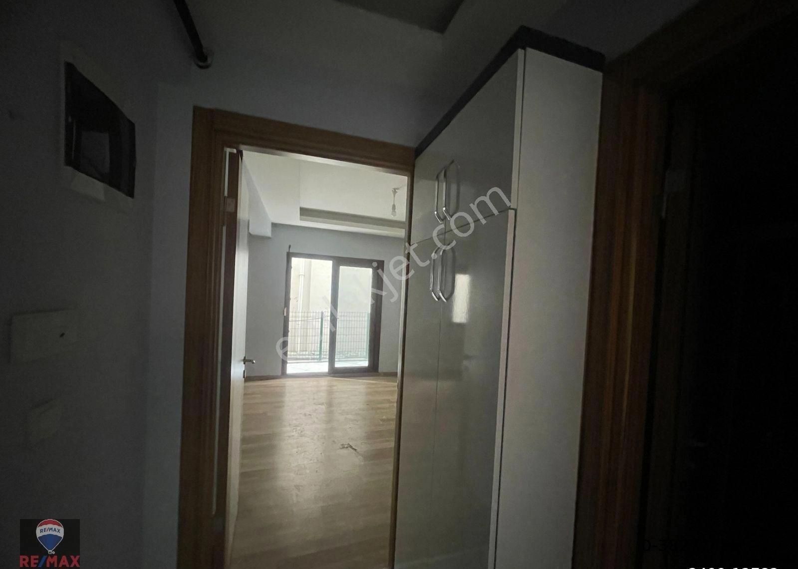 Çiğli Anadolu Caddesine,izbana Ve Çarşısına Yakını Konumlu 2+1 Daire Kiralıktır - Görsel 22