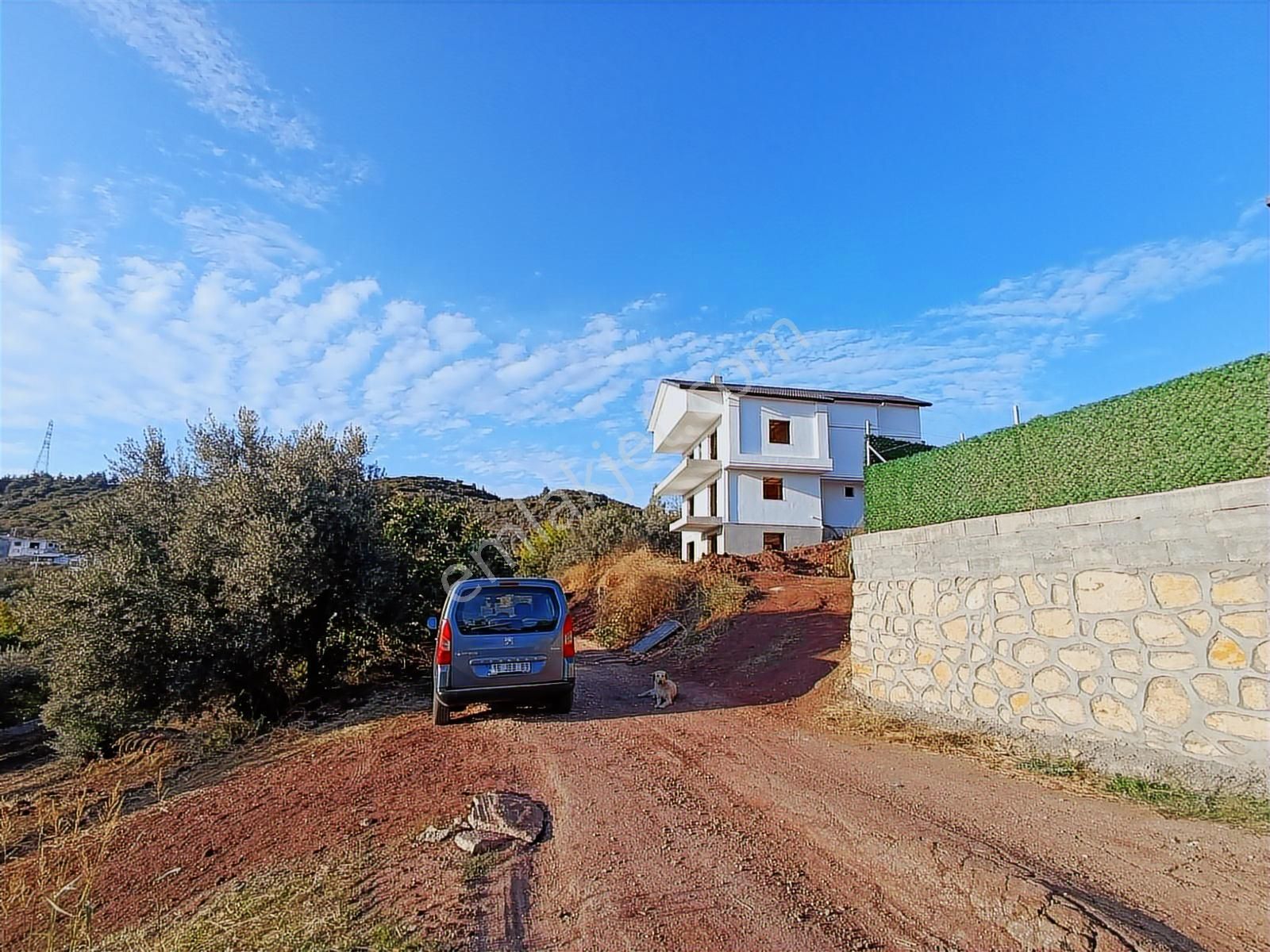 Dürdane Köyünde Villa İmarlı Satılık Arsa - Görsel 2