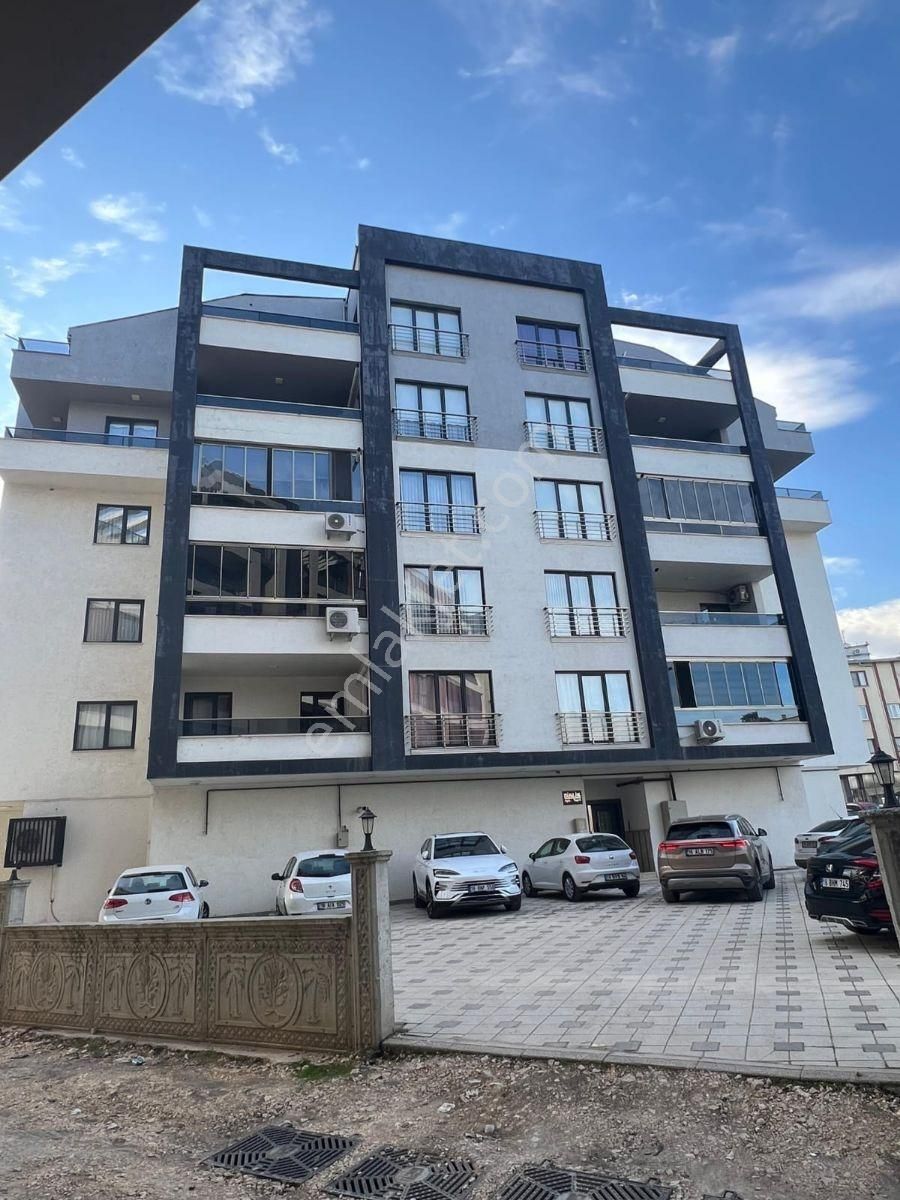 Nilüfer Beşevler Konak 5+1 Satılık Geniş Dubleks Daire