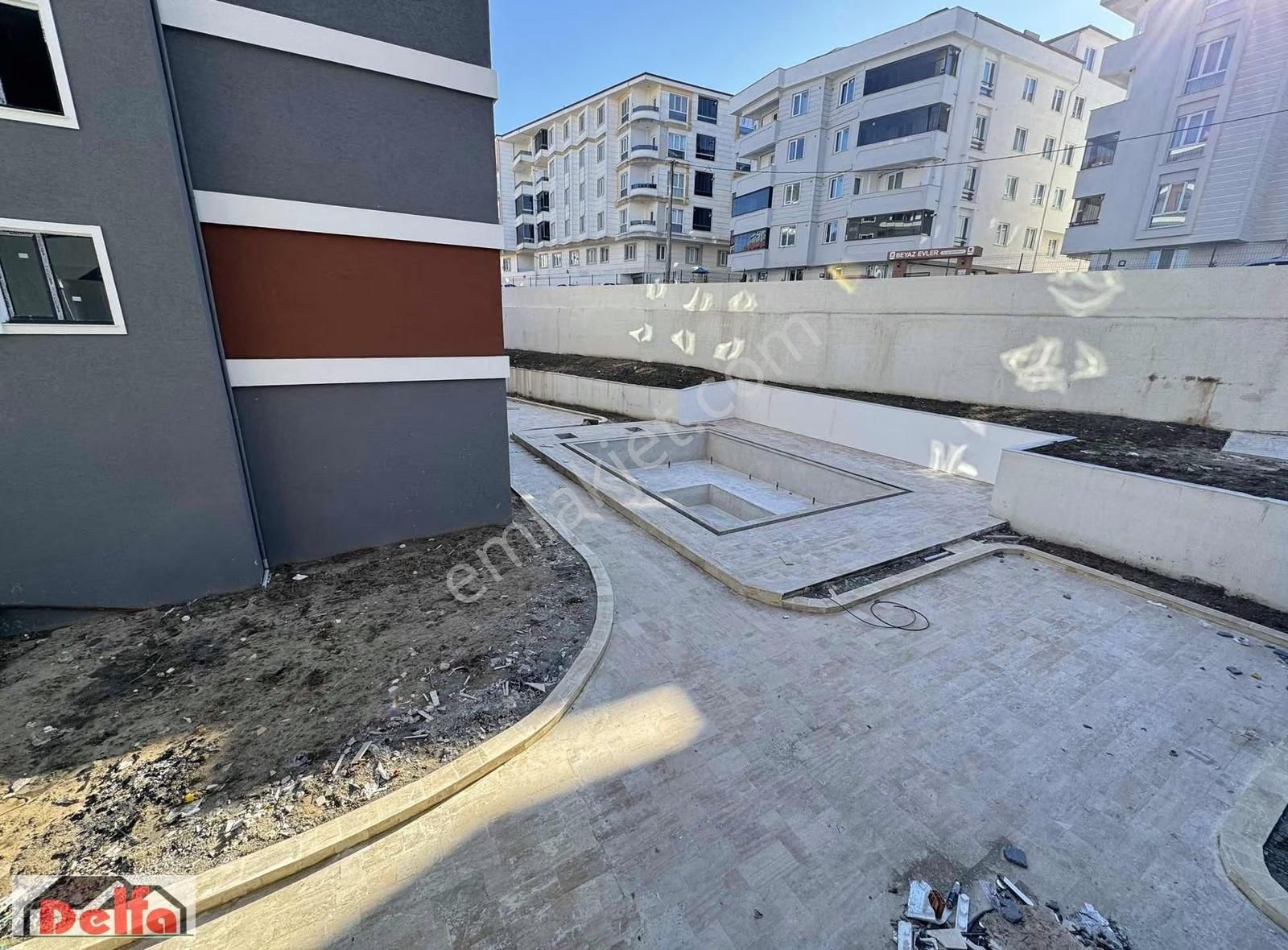 Delfadan İstasyonda Mükemmel Lokasyonda 2+1 Daireler - Görsel 22