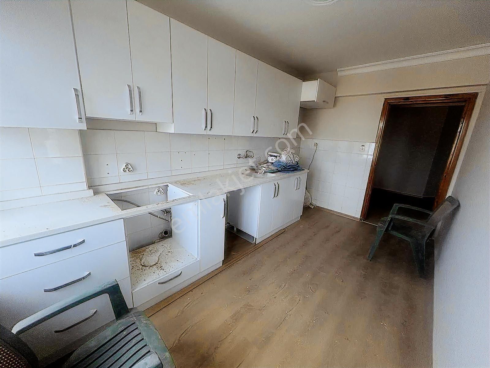 Mudanya Jandarma Karşısı Tuğtaş Sitesi Kiralık 3+1 Daire - Görsel 29