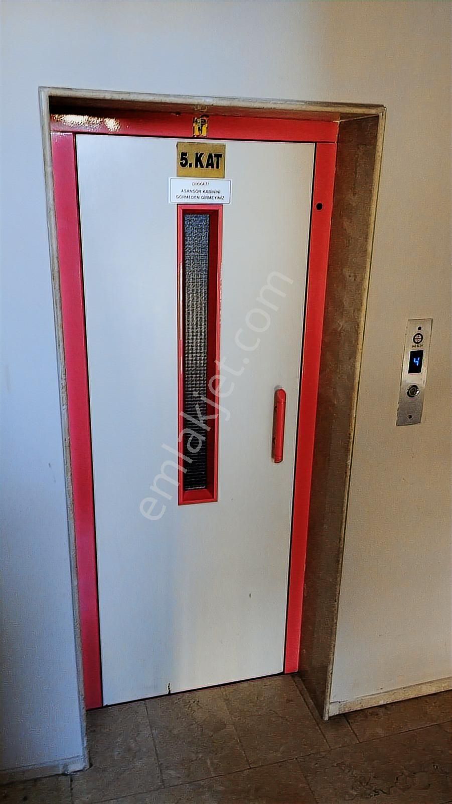 Nilüfer Cumhuriyet Mah Fsm Bul Kiralık 3+1 İşyeri - Görsel 9