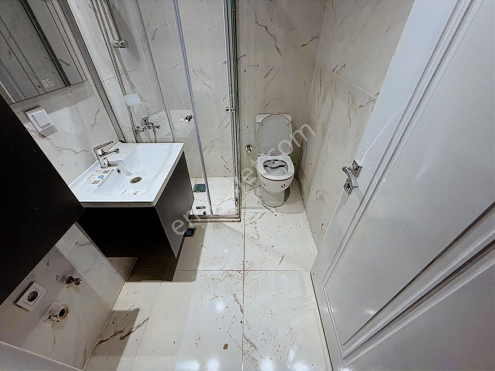 Bakyapı Prestij Yeni Hayat Kiralık 3+1 Güney Cephe Köşe Daire - Görsel 13