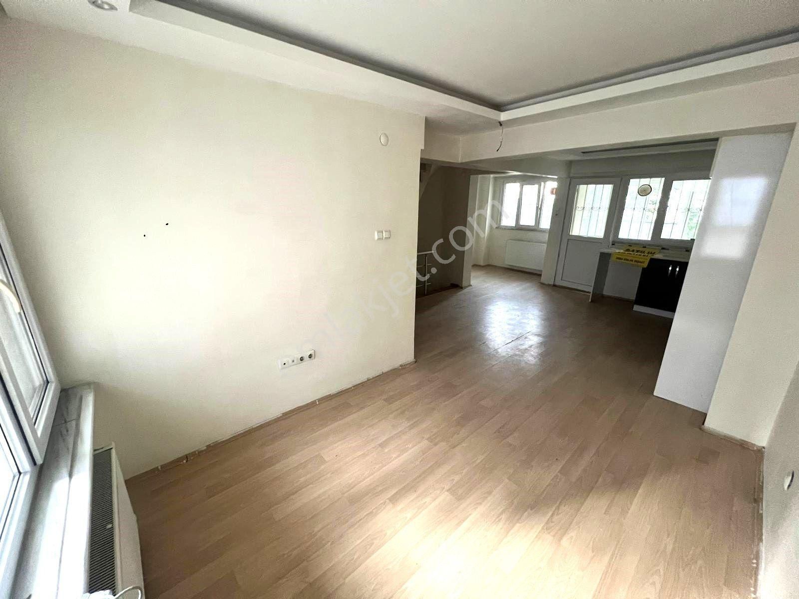 Seba'da Kemalpaşa Mh4+1 160m2 Kiralık 3.katlı Müstakilbahçeli Ev - Görsel 8