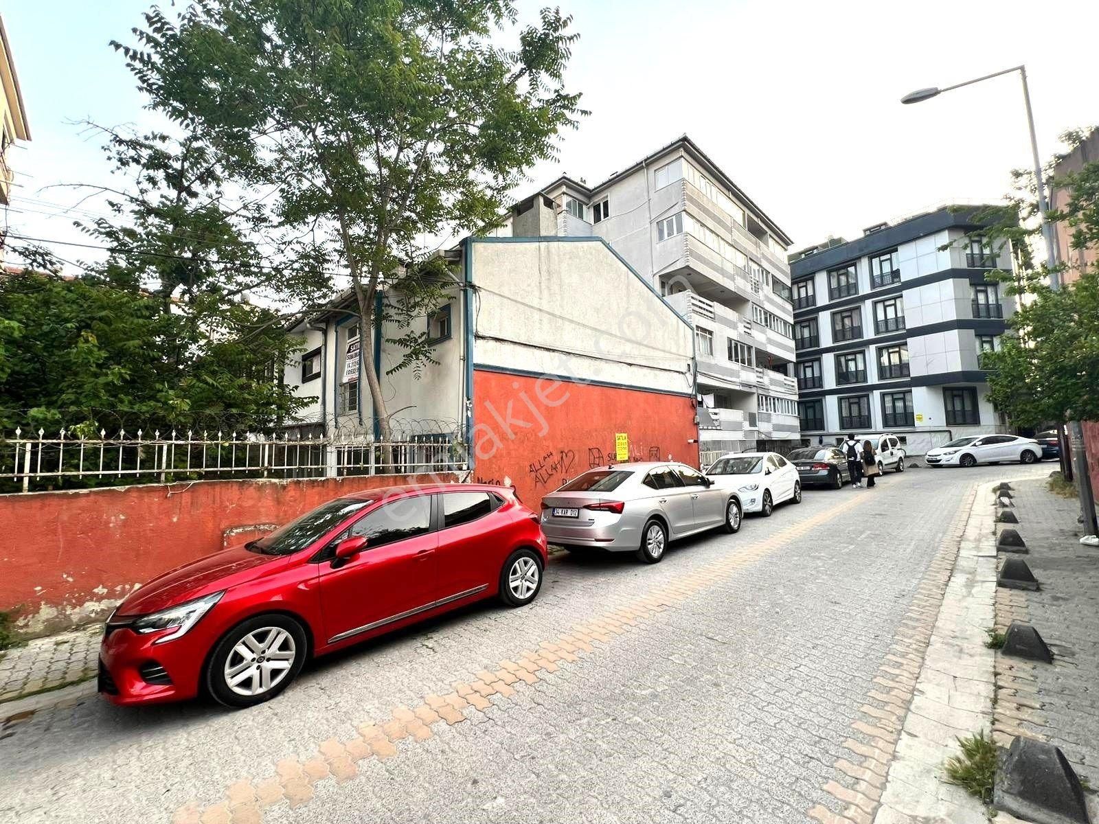 Seba'da Kemalpaşa Mh4+1 160m2 Kiralık 3.katlı Müstakilbahçeli Ev