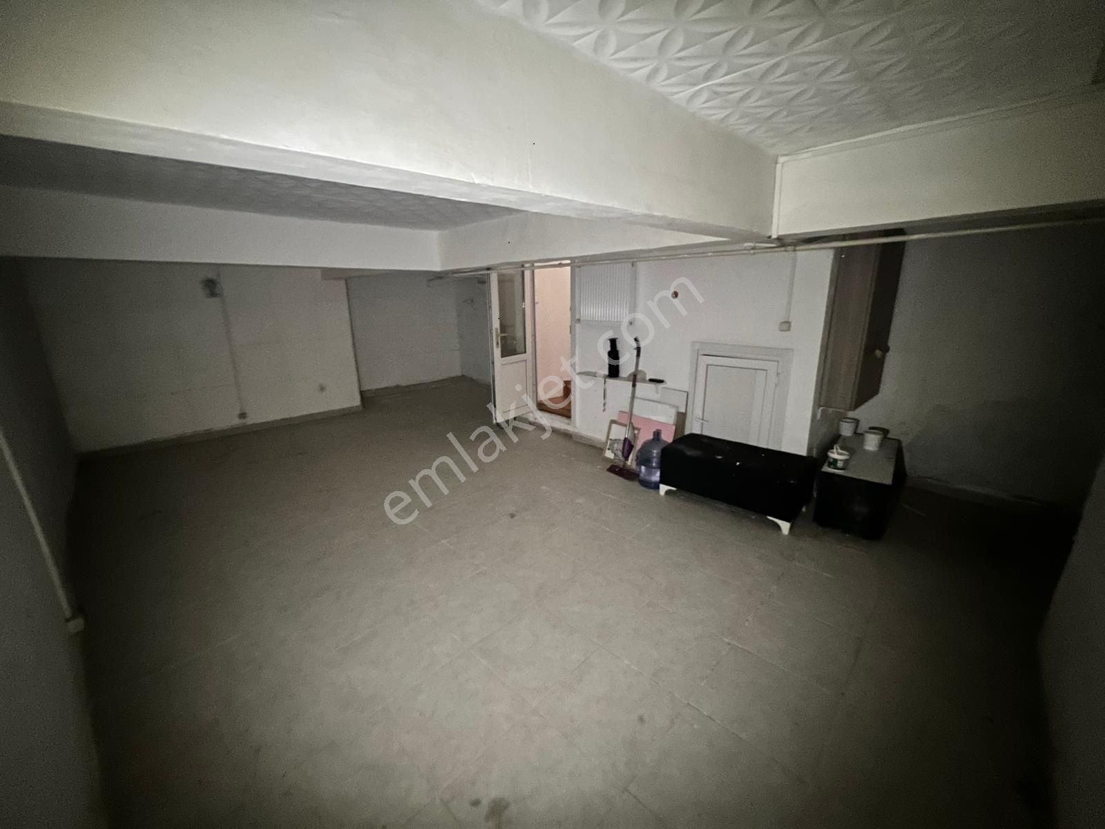 Seba'da Kemalpaşa Mh4+1 160m2 Kiralık 3.katlı Müstakilbahçeli Ev - Görsel 28