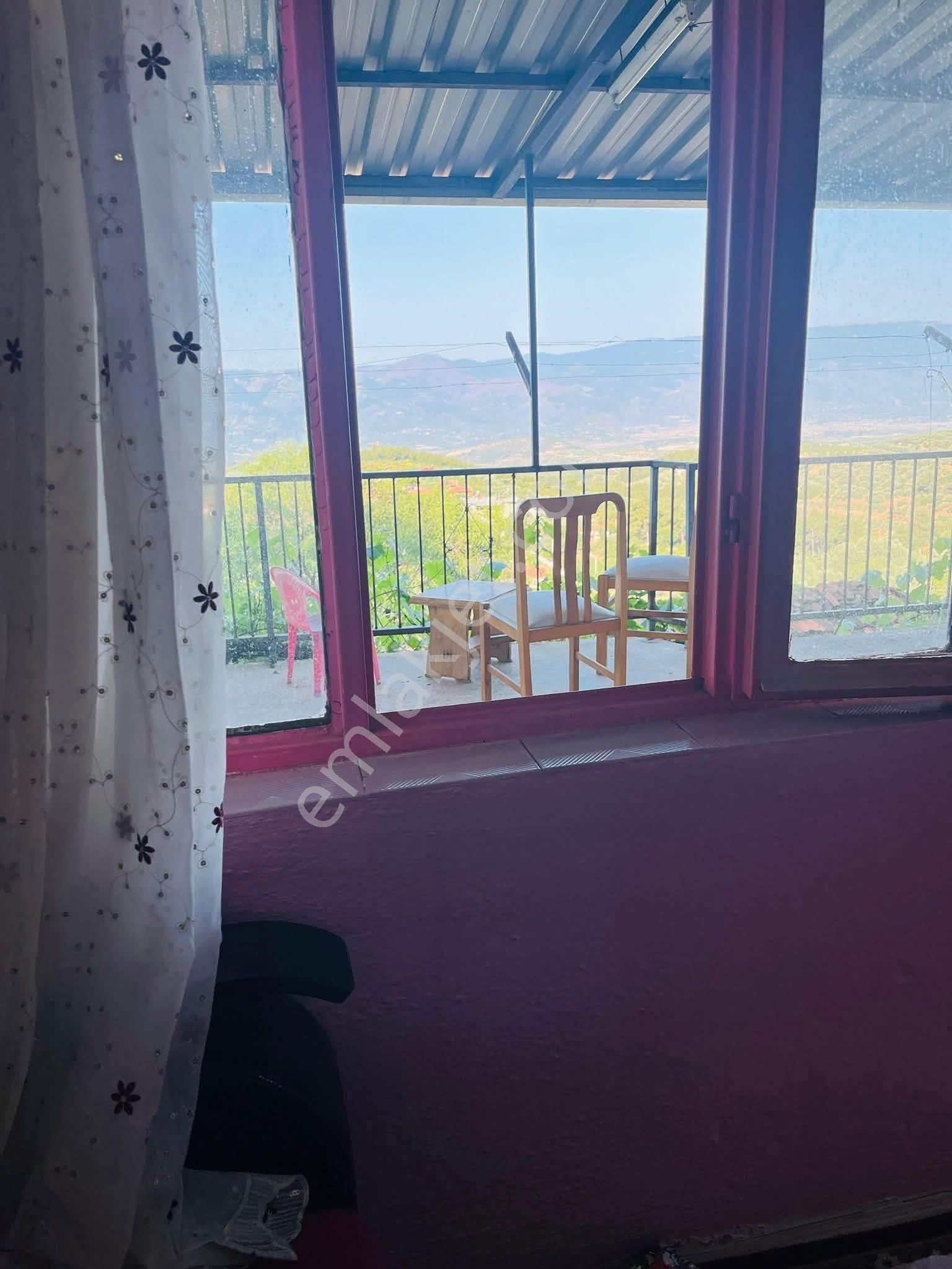 Doğa İçinde Manzaralı, Meyve Ağaçlı Satılık Müstakil Ev – 1.500.000 ₺