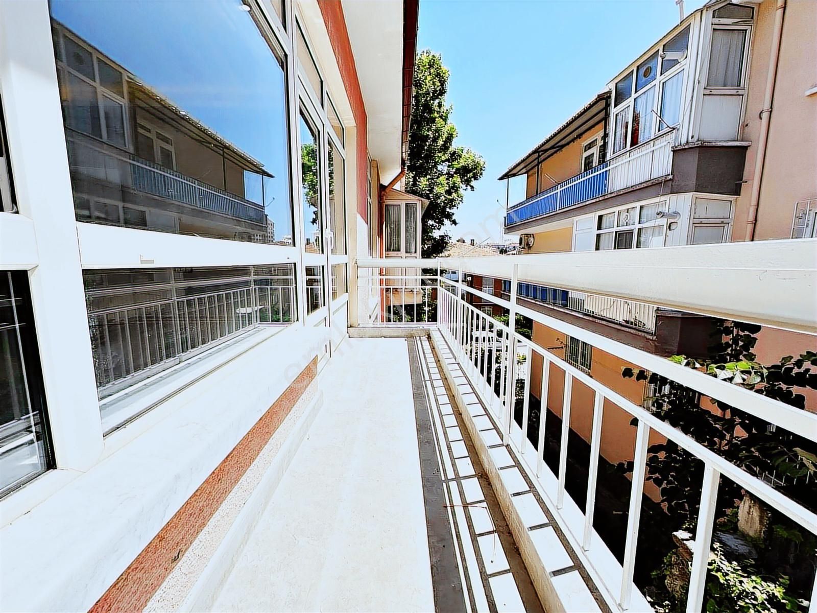 Ufuk Özdemir'den Gazino Ve Metro Yakını 3+1 Bağımsız Full Yapılı - Görsel 20