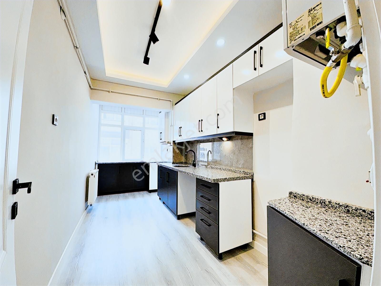 Ufuk Özdemir'den Gazino Ve Metro Yakını 3+1 Bağımsız Full Yapılı - Görsel 6