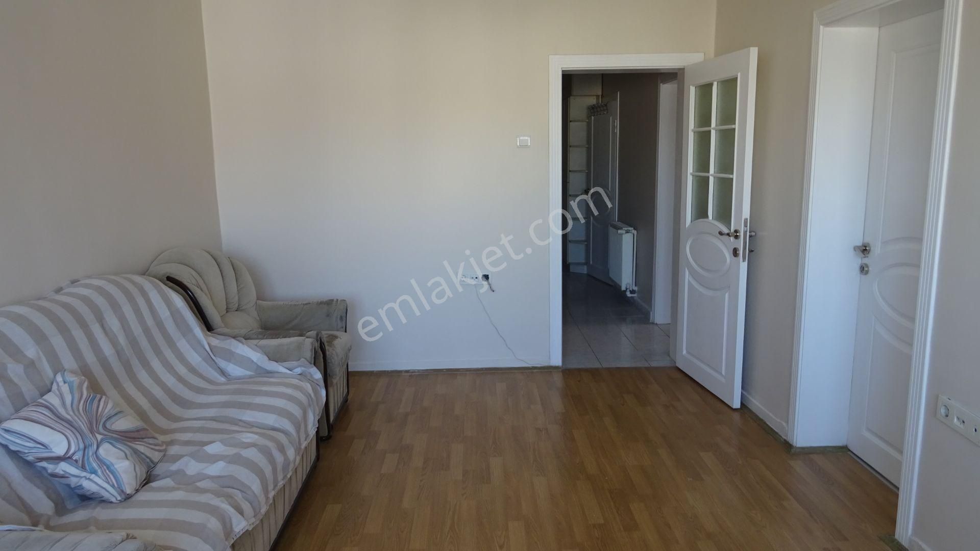 Çankaya , Cebeci,y.acun Sk.ta ,eşyalı ,katta ,kombili ,ön ,güney Batı ,3+1 - Görsel 3