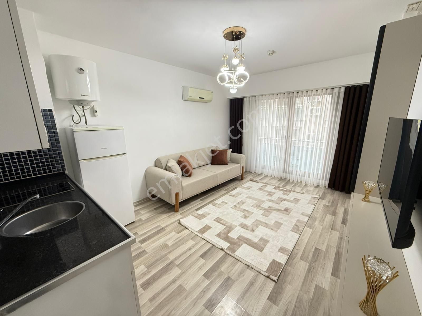 Zeytinköy Mahallesinde Denizli Manzaralı Havuzlu Otoparklı Güvenlikli Site İçerisinde 1+1 Apart - Görsel 4