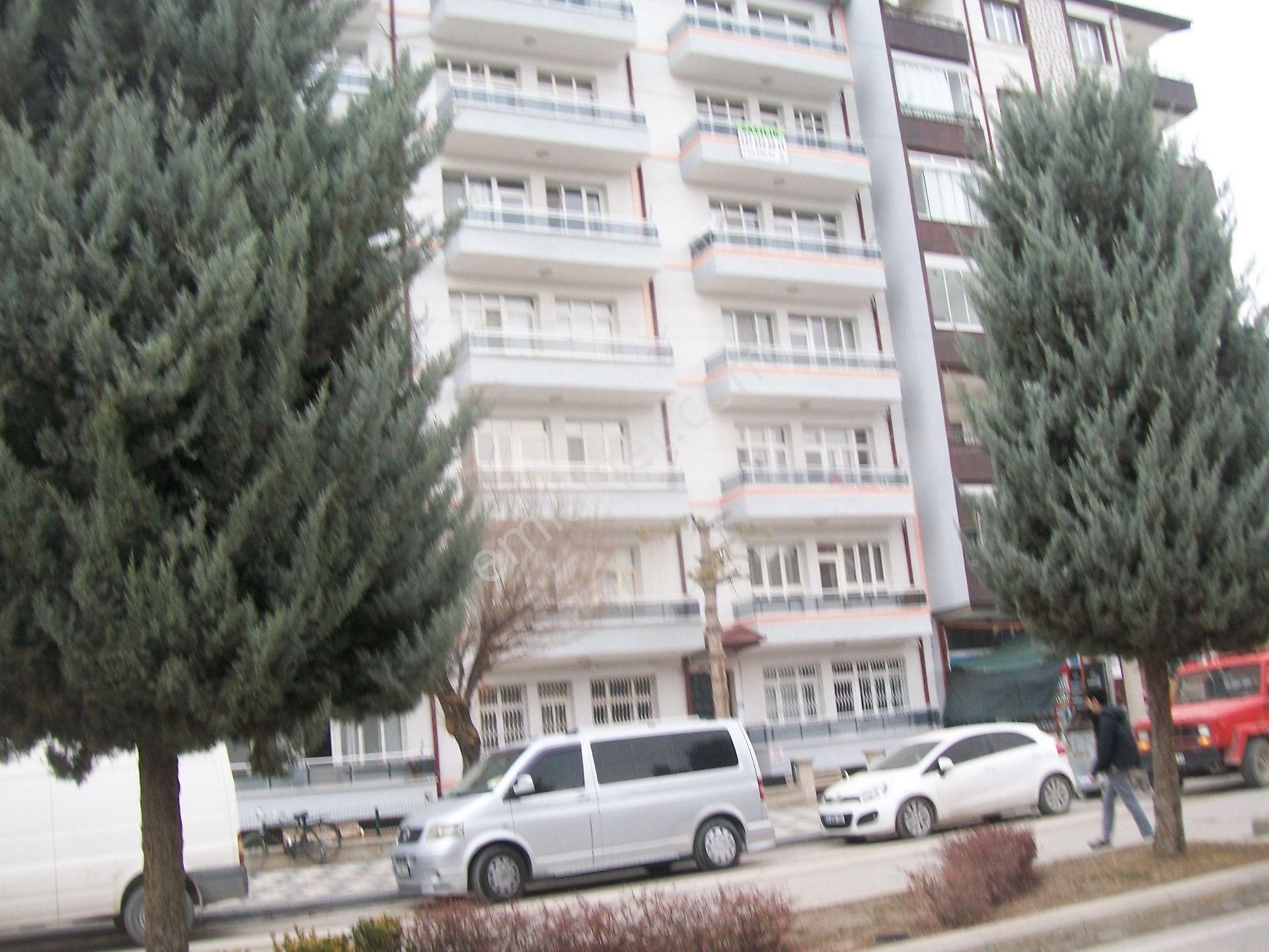 Dairemiz 3+1 Mimar Sinan Mah.çerkez Mez.karşısındadır