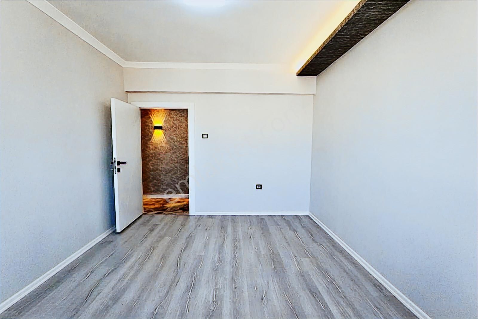 Şenlikköy Bloklarında Asansörlü 3+1 Full Lüks Yapılı Daire - Görsel 33