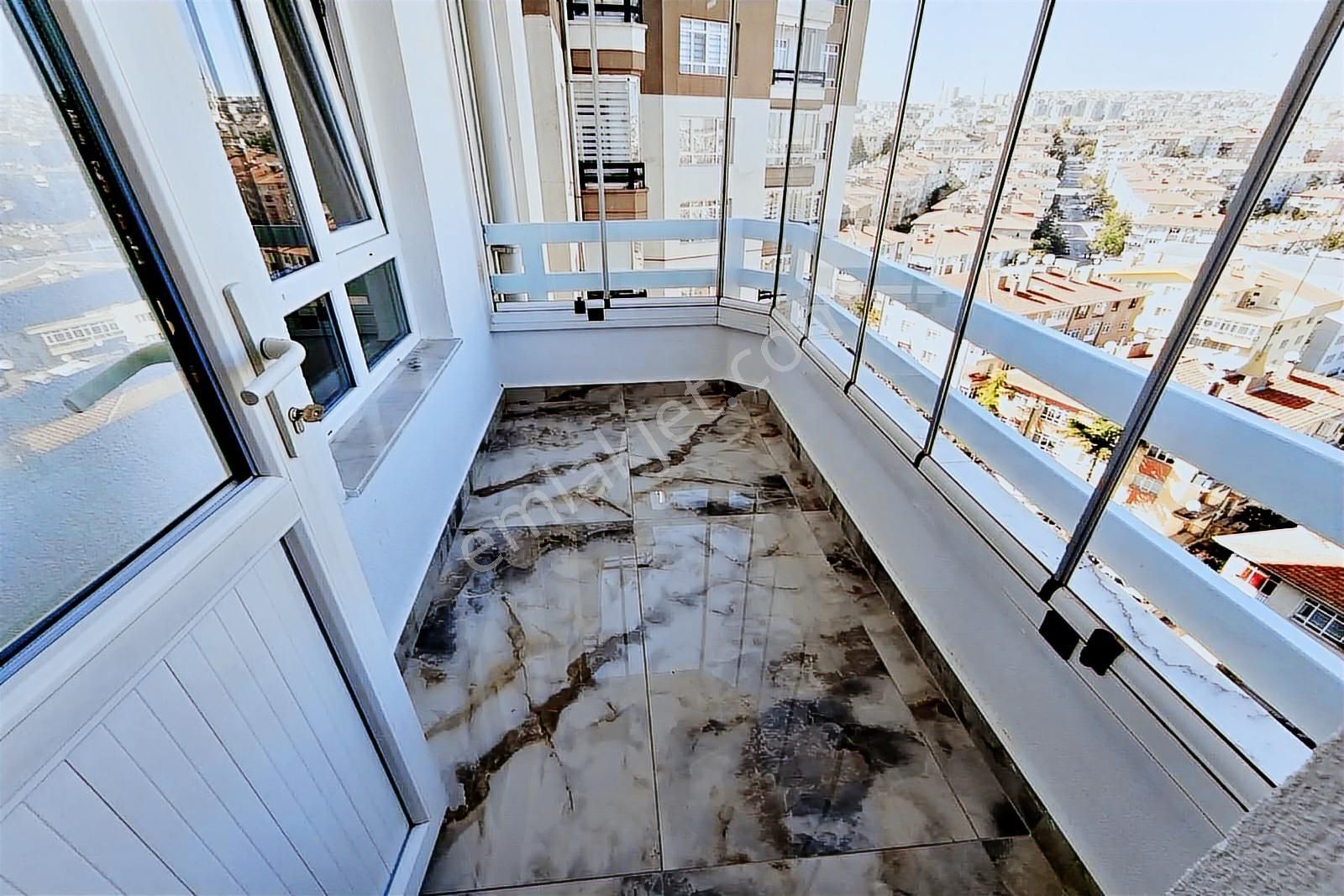 Şenlikköy Bloklarında Asansörlü 3+1 Full Lüks Yapılı Daire - Görsel 5