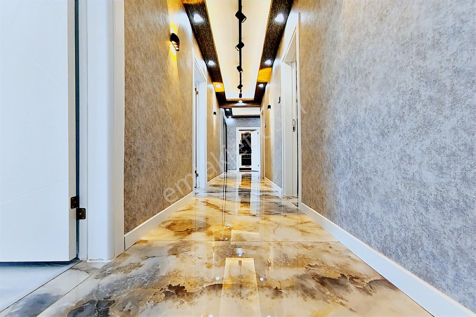 Şenlikköy Bloklarında Asansörlü 3+1 Full Lüks Yapılı Daire - Görsel 14