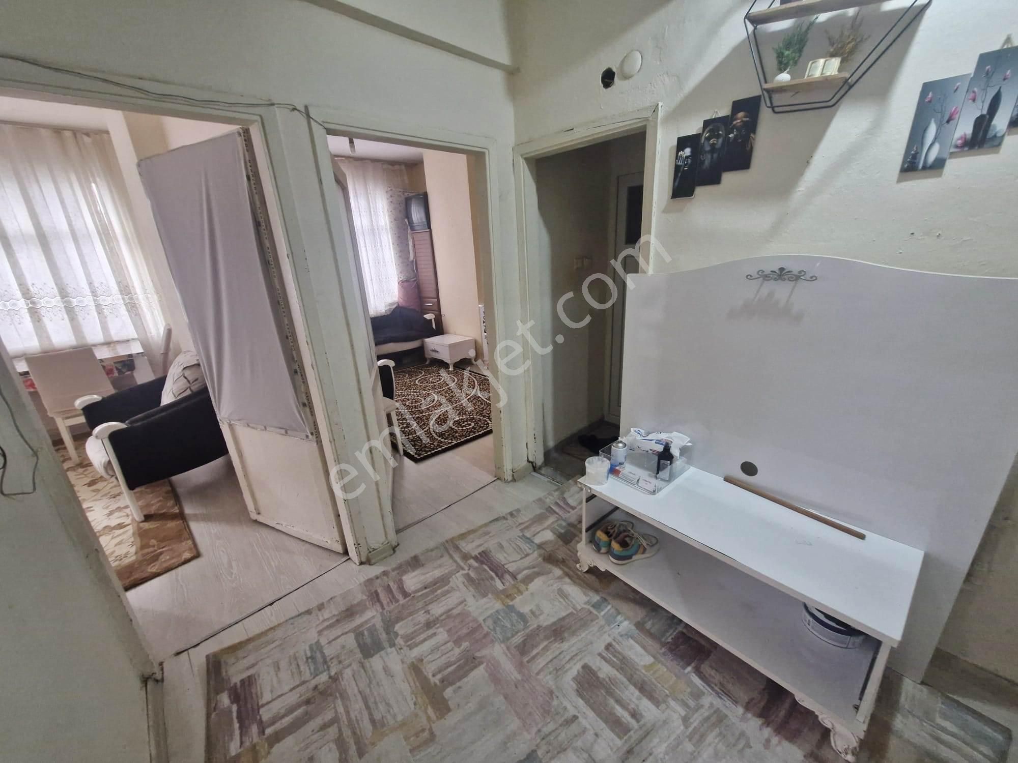 Fatih Emlak Tan 1 Kat 2+1 Eşyalı Daire Mevlana Cami Yakını - Görsel 11