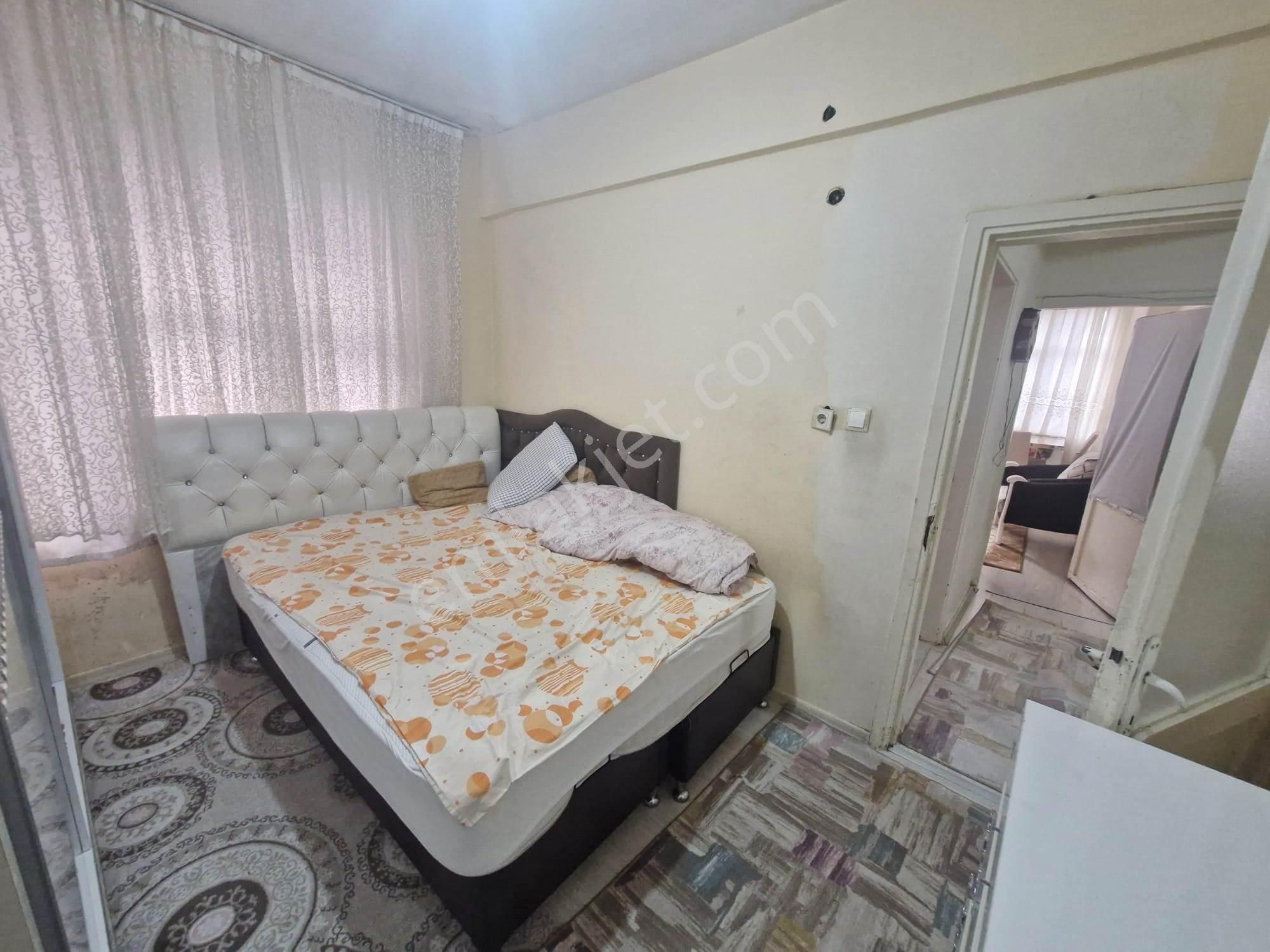 Fatih Emlak Tan 1 Kat 2+1 Eşyalı Daire Mevlana Cami Yakını - Görsel 4