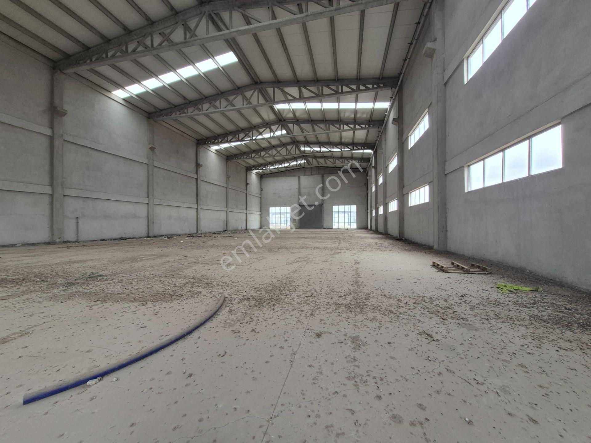 Kazan Hab 'ta 2500 M2 Satılık " Kök Tapu " Fabrika - Görsel 17