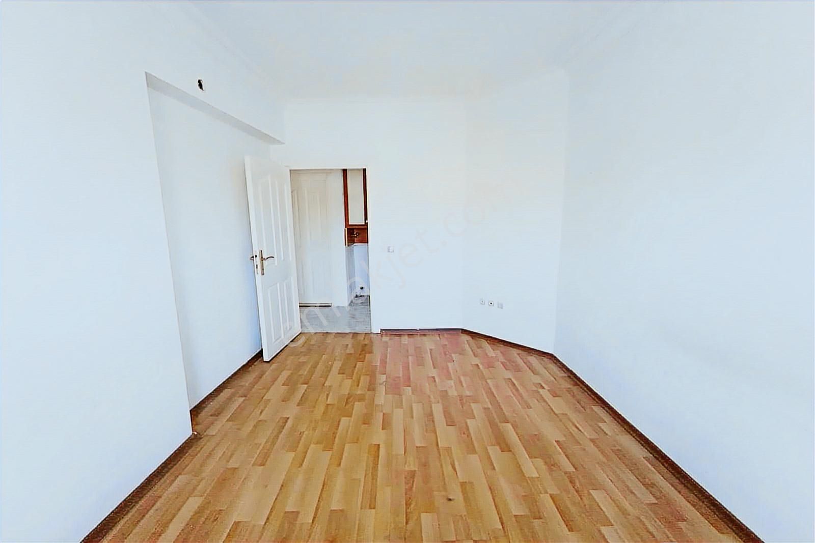 Ufuk Özdemir'den Keçiören Aktepe'de 3+1 Kiralık Daire - Görsel 2