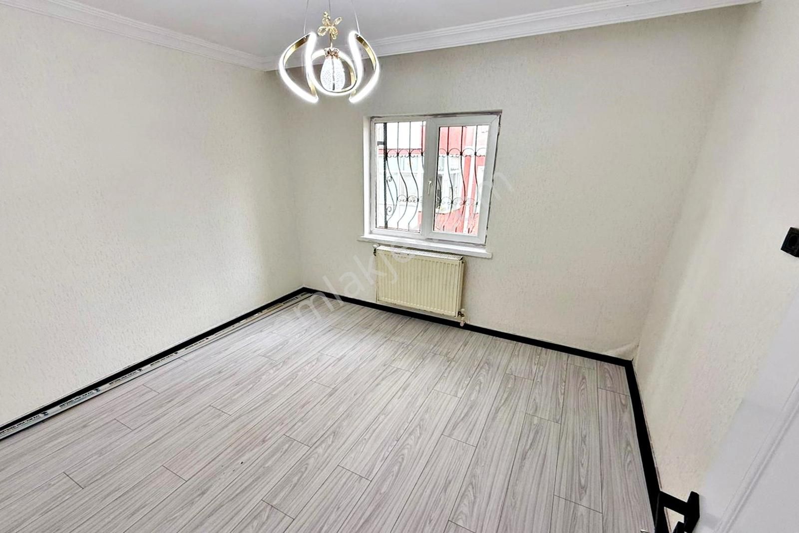 Ufuk Özdemir'den Gülbaba Cad. Full Yapılı 3+1 Masrafsız Daire - Görsel 21