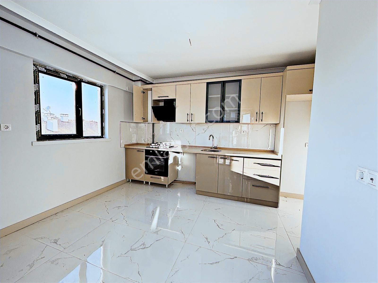 Ufuk Özdemir'den Ovacık'da 540 Cad. Üzeri Sıfır 3+1 Daire - Görsel 26