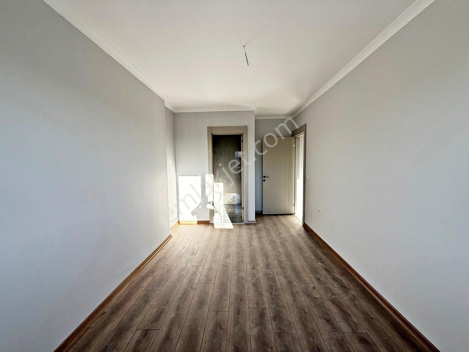 Ufuk Özdemir'den Ovacık'da 540 Cad. Üzeri Sıfır 3+1 Daire - Görsel 23