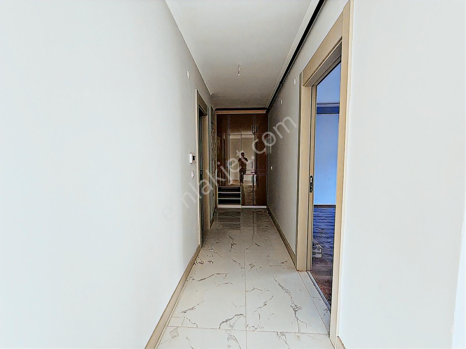 Ufuk Özdemir'den Ovacık'da 540 Cad. Üzeri Sıfır 3+1 Daire - Görsel 8