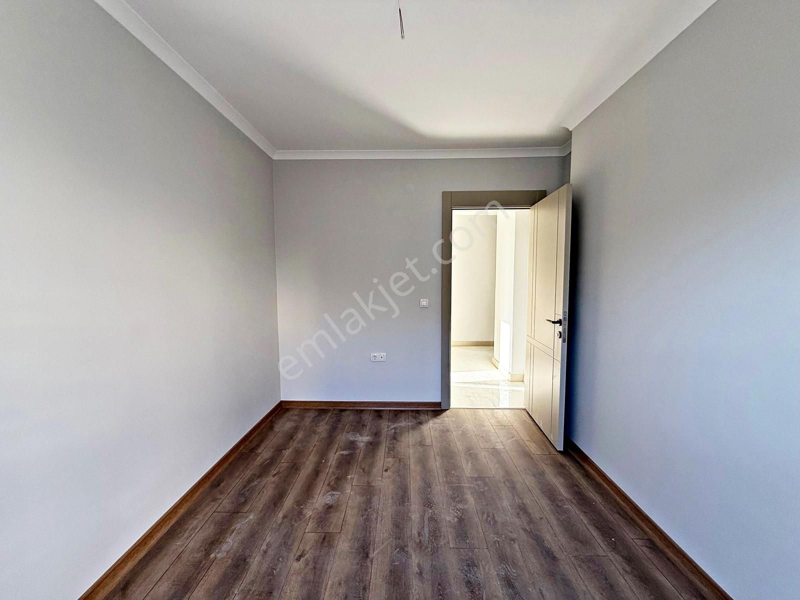 Ufuk Özdemir'den Ovacık'da 540 Cad. Üzeri Sıfır 3+1 Daire - Görsel 21