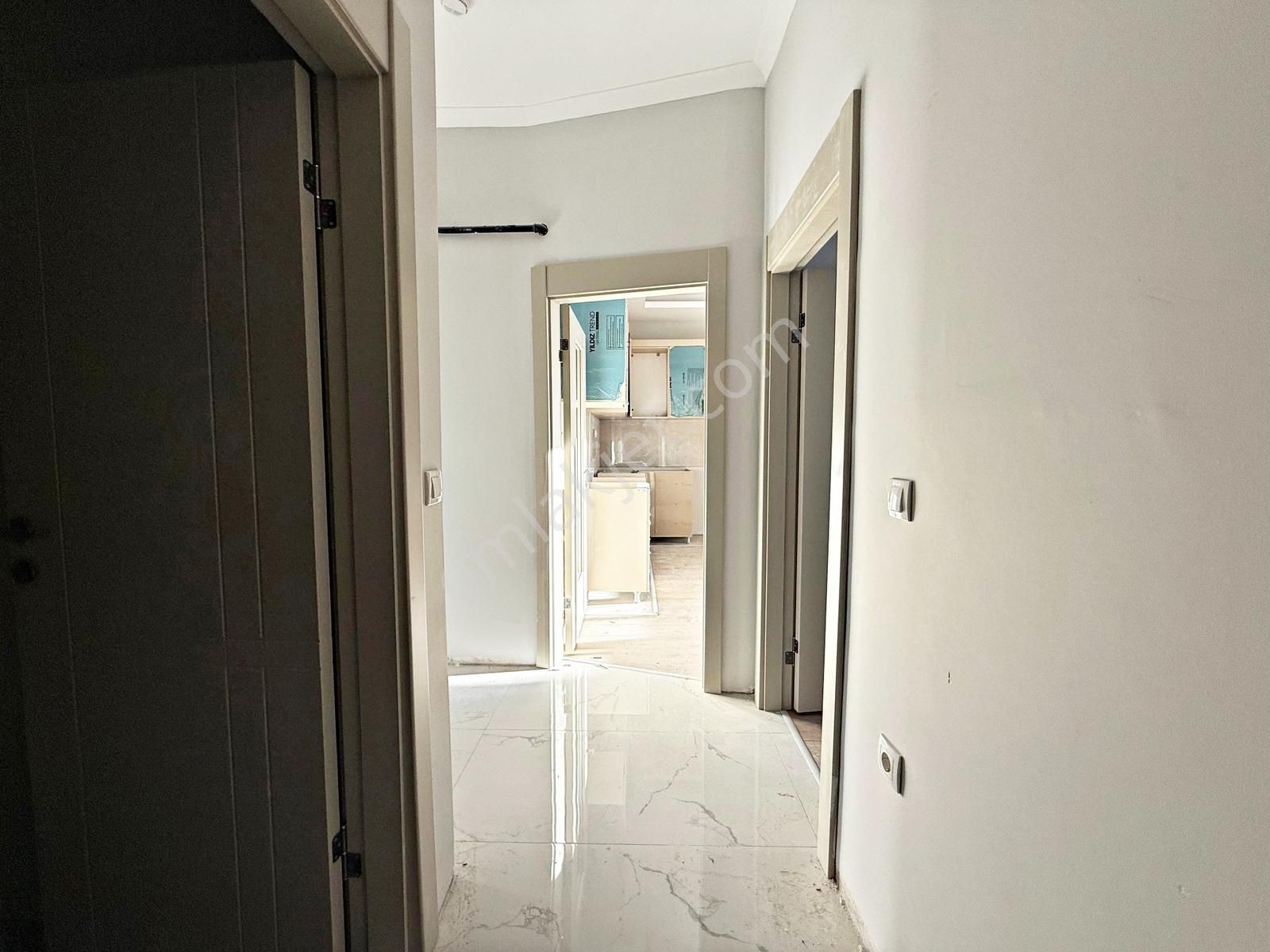 Ufuk Özdemir'den Ovacık'da 540 Cadde Üzeri Sıfır 2+1 Daire - Görsel 19