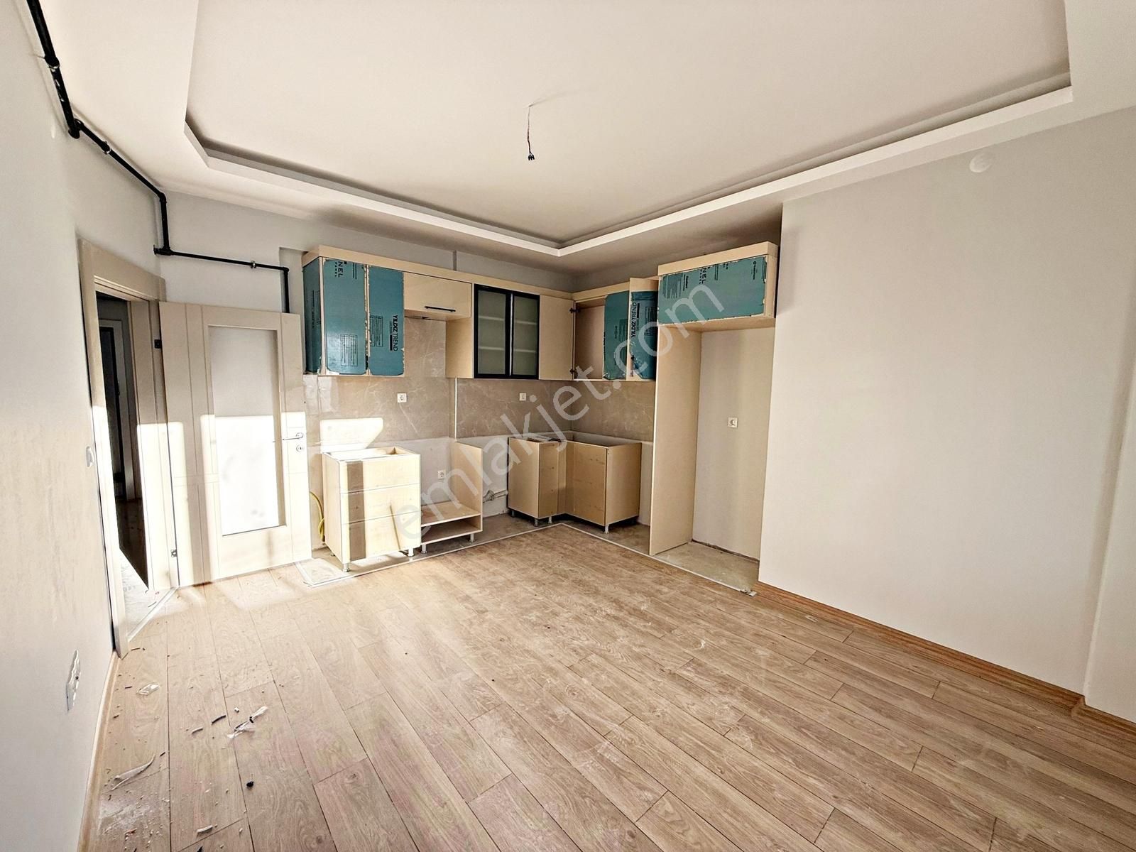 Ufuk Özdemir'den Ovacık'da 540 Cadde Üzeri Sıfır 2+1 Daire - Görsel 20