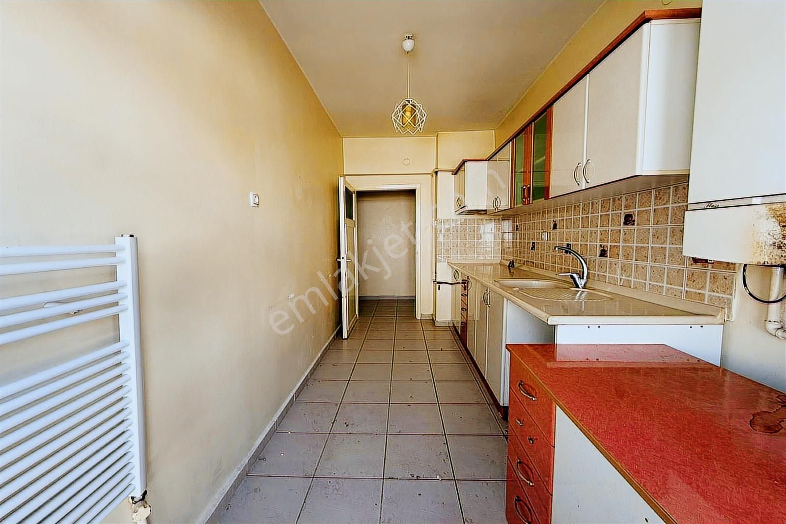 Ufuk Özdemir'den Çilek Sokak'da Orta Yapılı 3+1 Satılık Daire - Görsel 24