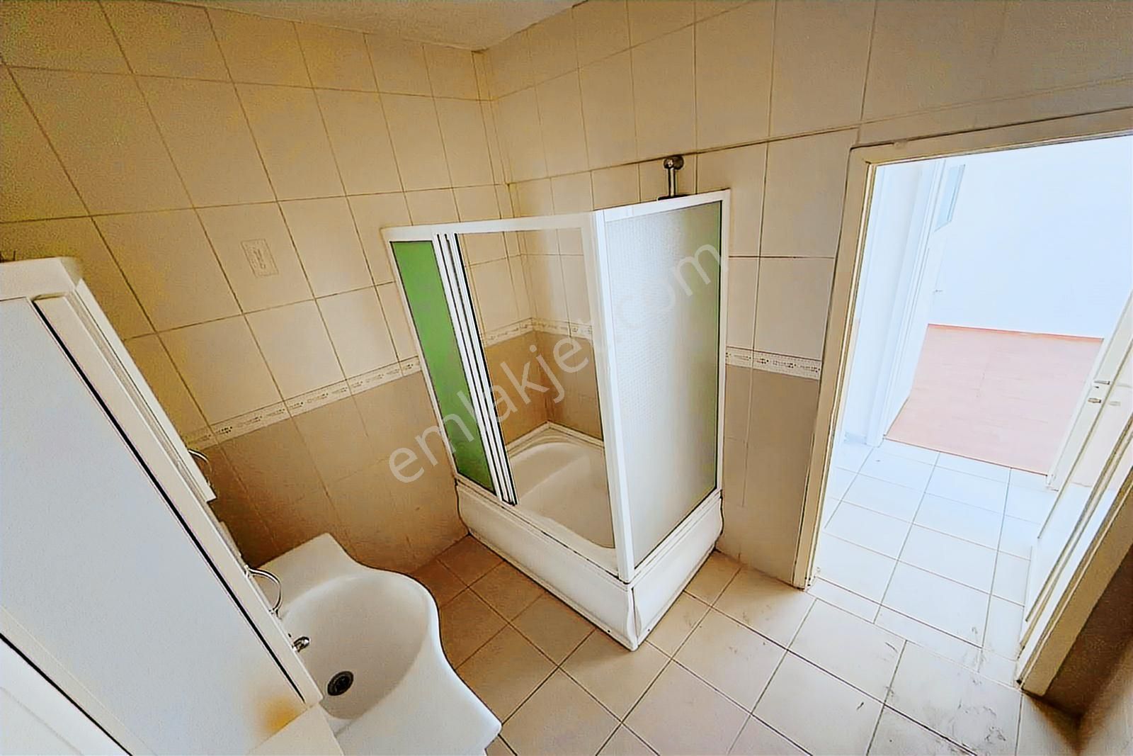 Ufuk Özdemir'den Çilek Sokak'da Orta Yapılı 3+1 Satılık Daire - Görsel 21