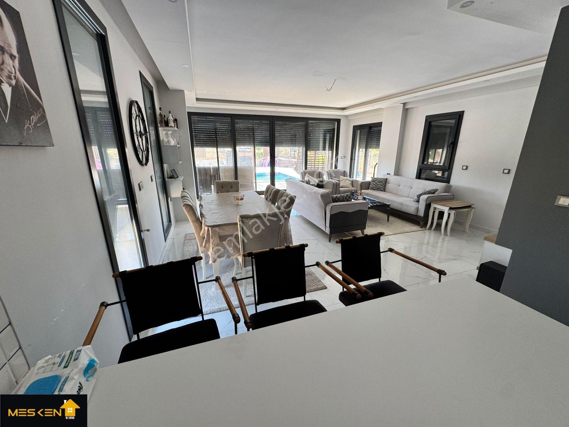 Didim Mavişehir'de Denize 150 Metre Lüks Tam Müstakil Villa - Görsel 22