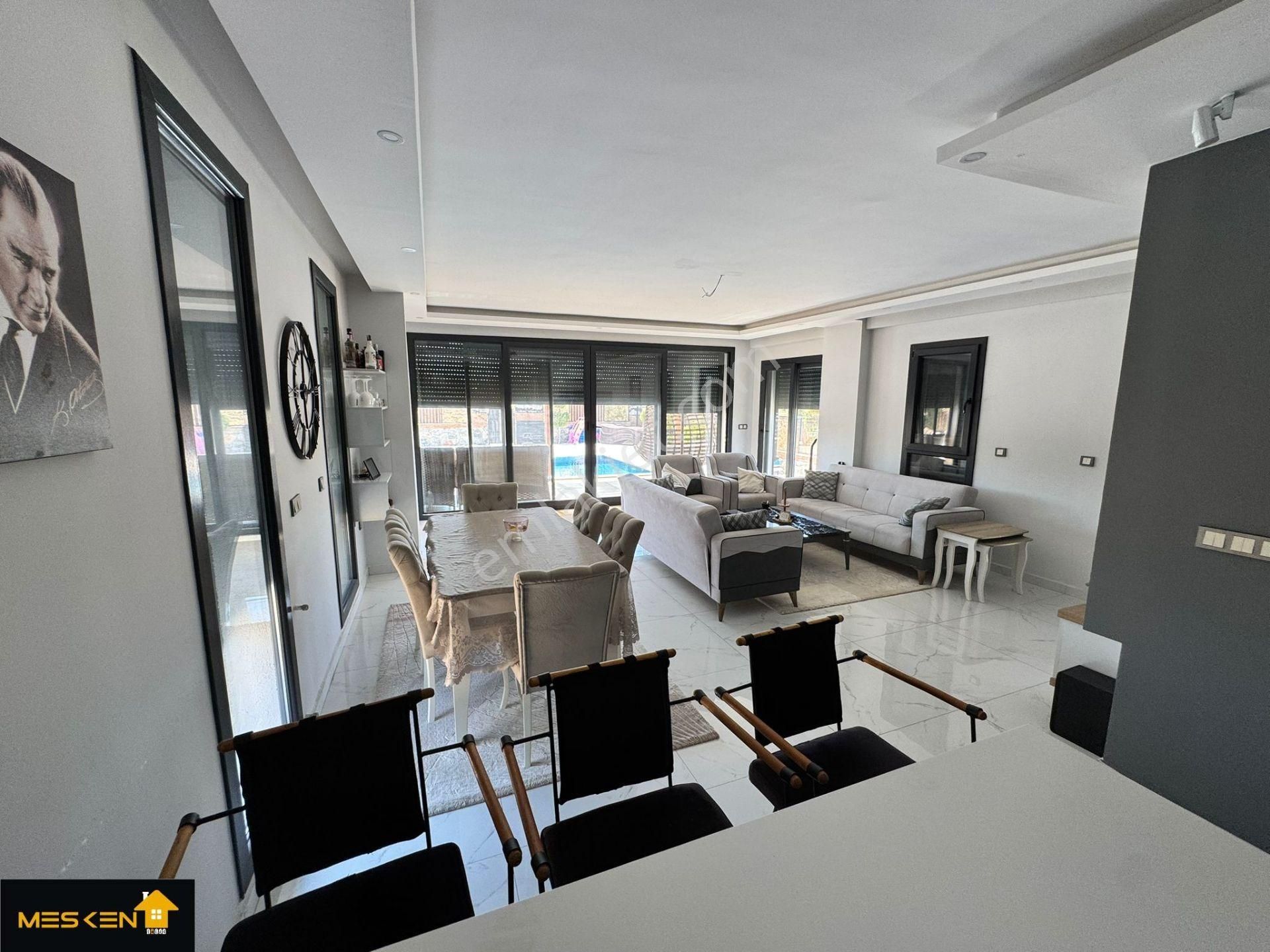 Didim Mavişehir'de Denize 150 Metre Lüks Tam Müstakil Villa - Görsel 13