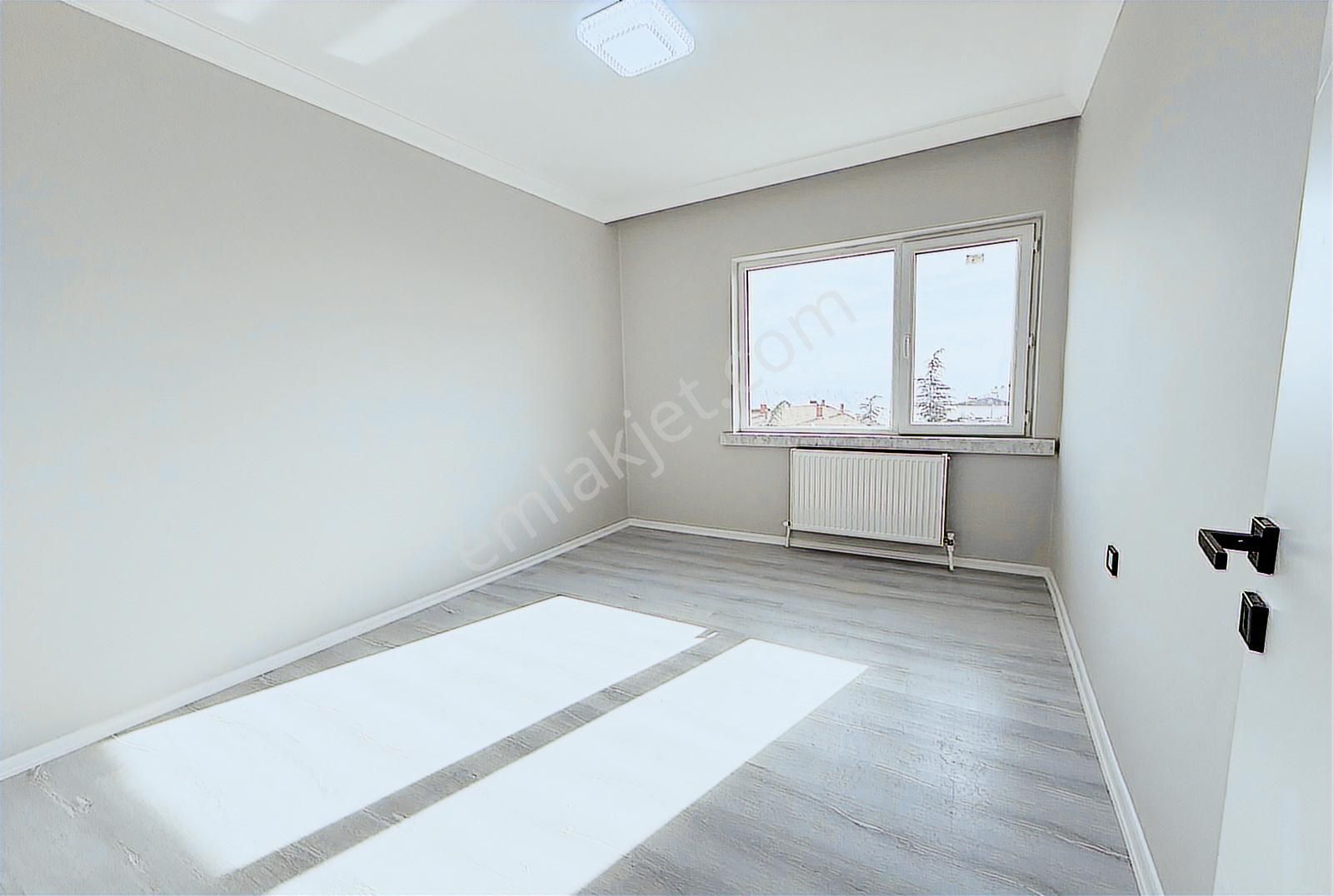 Ufuk Özdemir'den Tepebaşın'da Lüx Yapılı Ankara Manzaralı 3+1 - Görsel 12