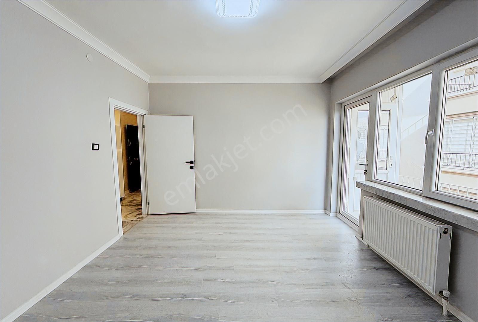 Ufuk Özdemir'den Tepebaşın'da Lüx Yapılı Ankara Manzaralı 3+1 - Görsel 18