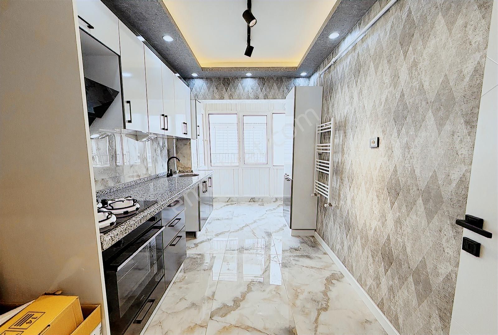 Ufuk Özdemir'den Tepebaşın'da Lüx Yapılı Ankara Manzaralı 3+1 - Görsel 28