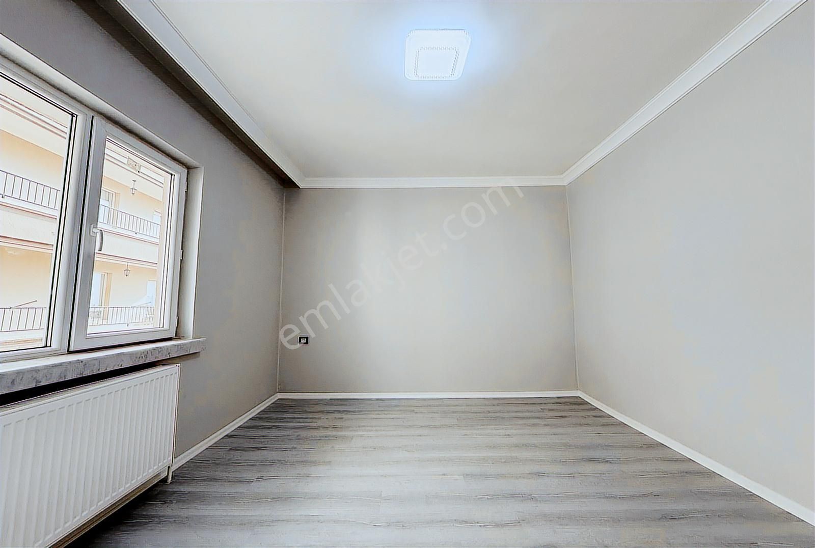 Ufuk Özdemir'den Tepebaşın'da Lüx Yapılı Ankara Manzaralı 3+1 - Görsel 14