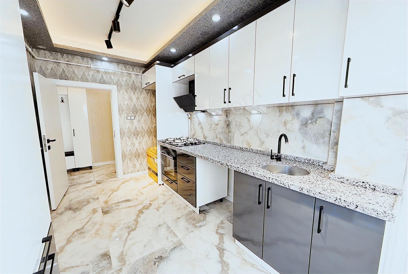 Ufuk Özdemir'den Tepebaşın'da Lüx Yapılı Ankara Manzaralı 3+1 - Görsel 15