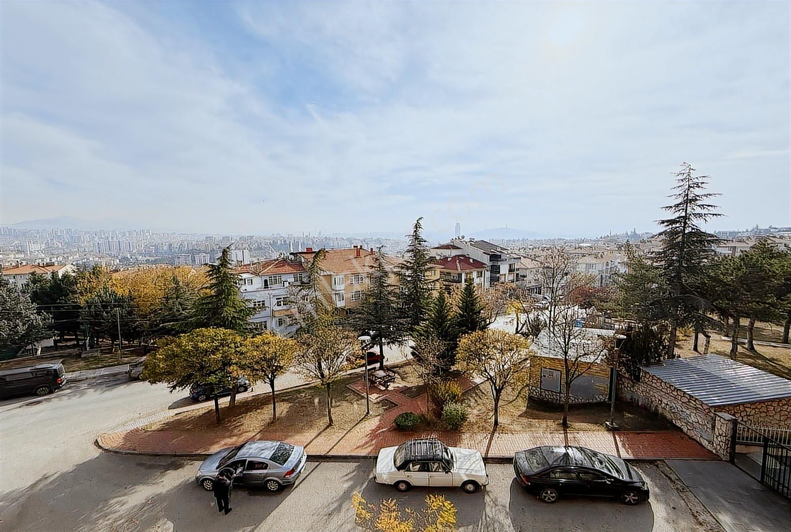 Ufuk Özdemir'den Tepebaşın'da Lüx Yapılı Ankara Manzaralı 3+1