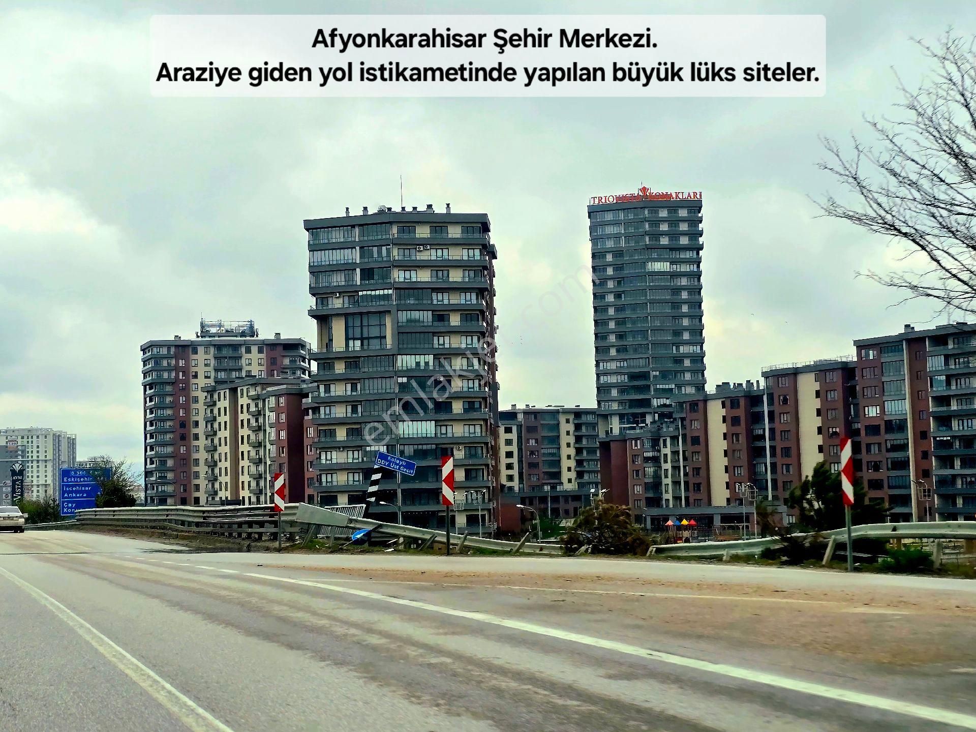 Afyonkarahisar Emirdağ Leylekli'de 6.625 M2 Köyiçi Çift Yollu Çok Güzel Tarla. Açıklamayı Okuyunuz. - Görsel 4