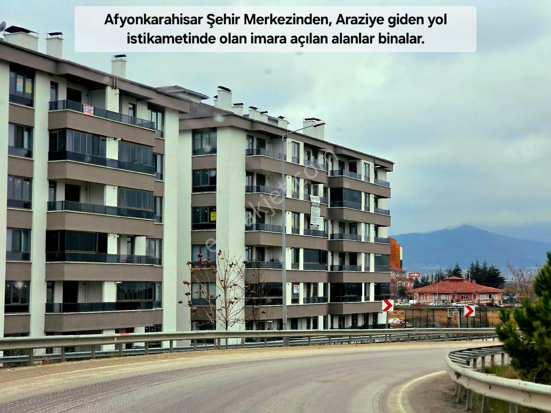 Afyonkarahisar Emirdağ Leylekli'de 6.625 M2 Köyiçi Çift Yollu Çok Güzel Tarla. Açıklamayı Okuyunuz. - Görsel 8