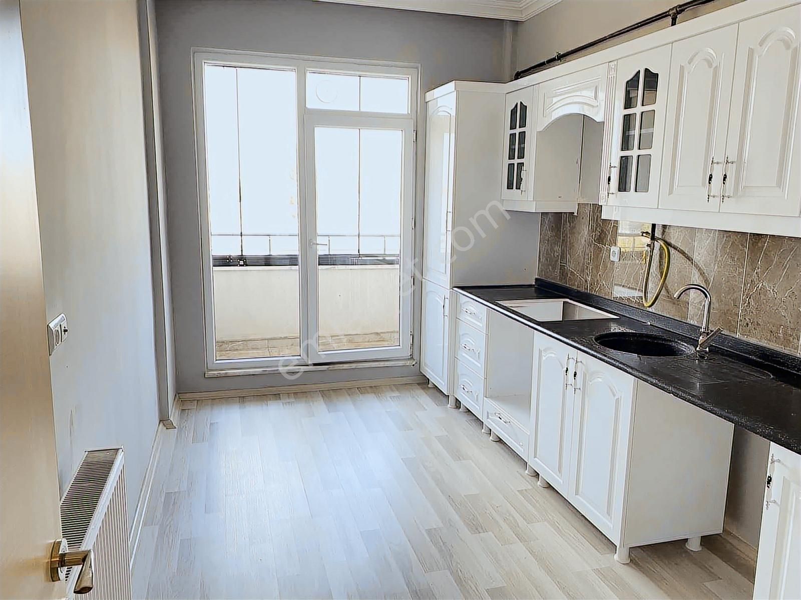 Kars Merkezde Satılık 3+1 Daire