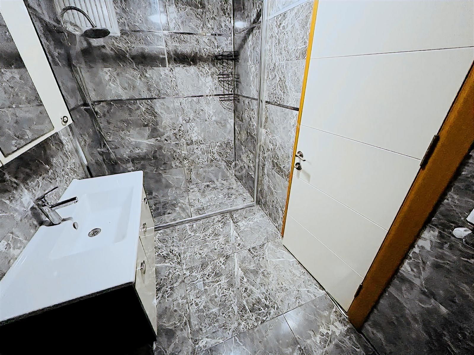 Tepe Yolu Üzerinde Bağcı Sitesi'nde Kiralık 3 + 1 Daire - Görsel 17