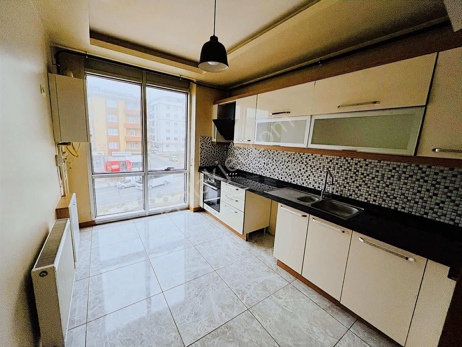 Tepe Yolu Üzerinde Bağcı Sitesi'nde Kiralık 3 + 1 Daire - Görsel 18