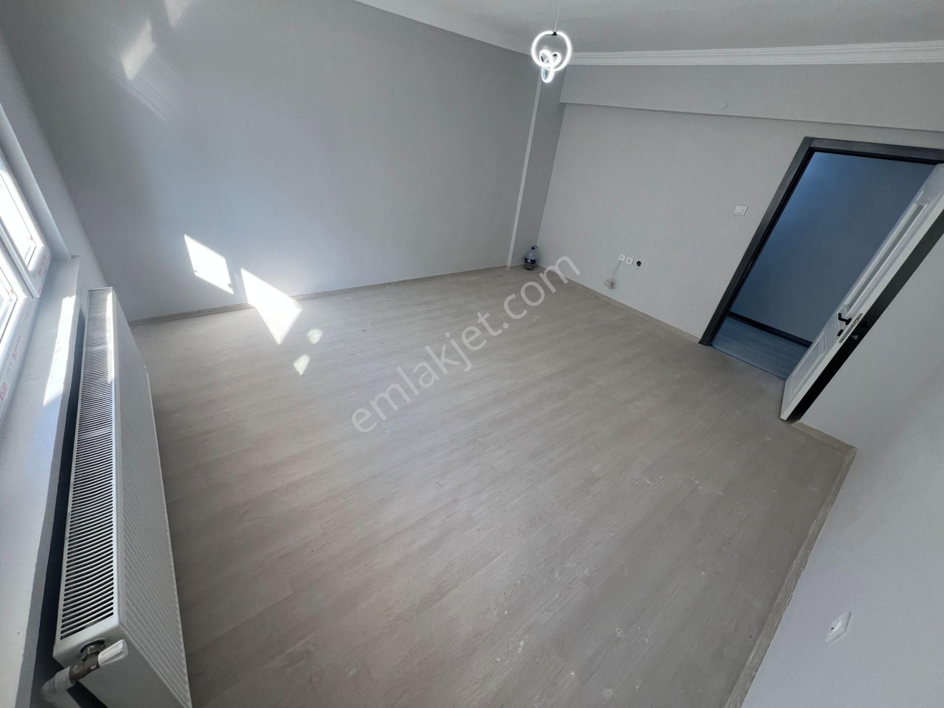 Sincan Pınarbaşı Mah Ön Cephe Salon Bagımsız 3.arakat 3+1 Daire - Görsel 12