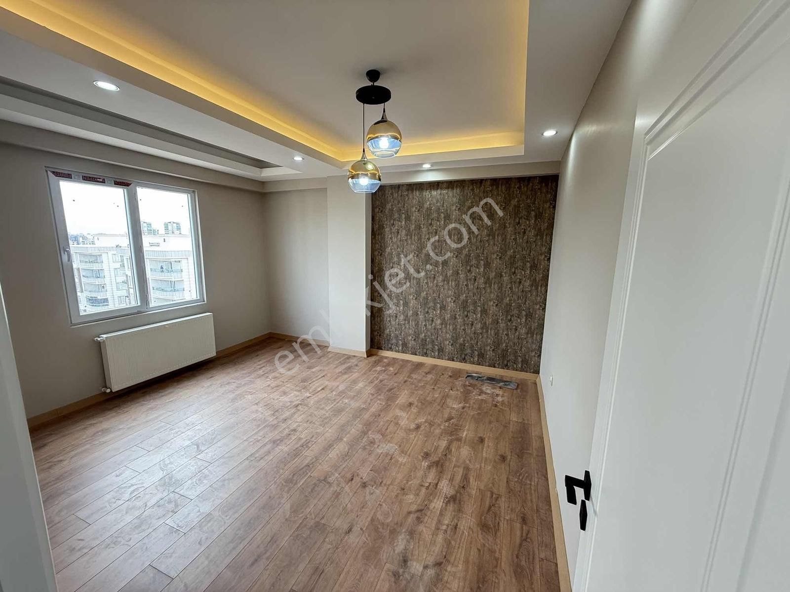 Fuar Arkası Cadde Üstü Kiralık Sıfır 2+1 - Görsel 9